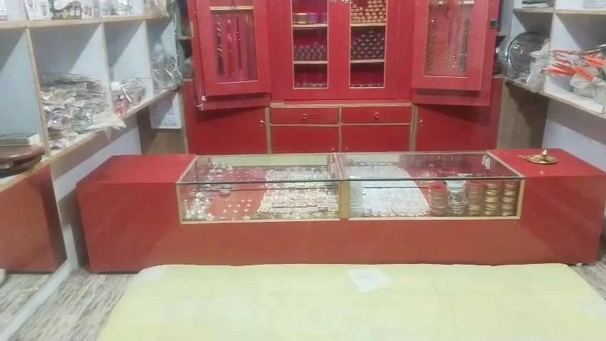 समस्तीपुर में पुलिस को चुनौती: ग्राहक बनकर आए बदमाशों ने ज्वेलरी शॉप से लूटे लाखों के गहने 2