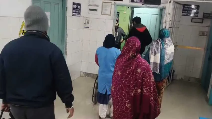 बेगूसराय में अपराधियों का नंगा नाच: कपड़ा व्यवसायी के पूरे परिवार को बेरहमी से पीटा, महिला से 4 लाख के जेवर लूटे 1