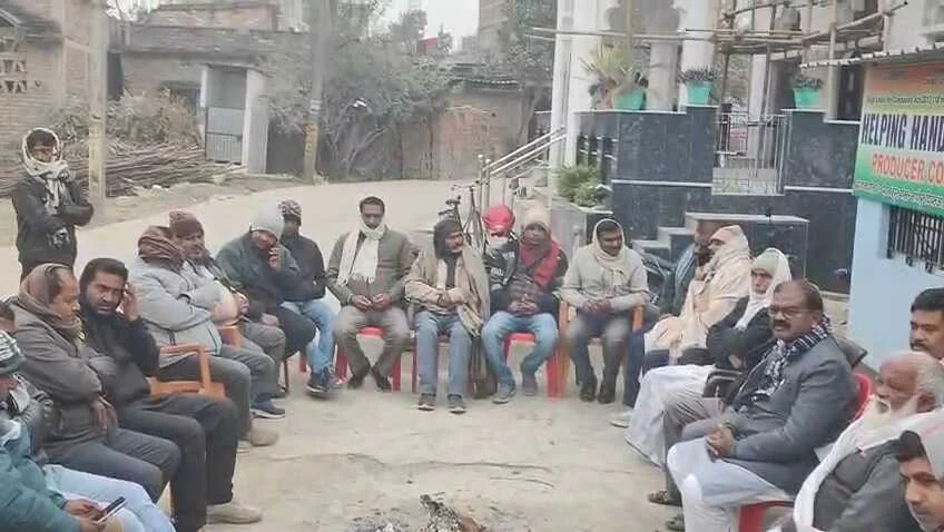 समस्तीपुर: ताजपुर में जदयू का सदस्यता अभियान, पूर्व विधायक विद्यासागर निषाद की मौजूदगी में सैकड़ों युवाओं ने थामा 'तीर' 3