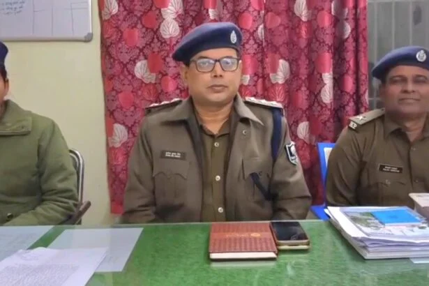 नालंदा में ऑर्केस्ट्रा की आड़ में देह व्यापार का खुलासा, राजगीर पुलिस की छापेमारी में 15 युवतियां मुक्त, 3 गिरफ्तार 1