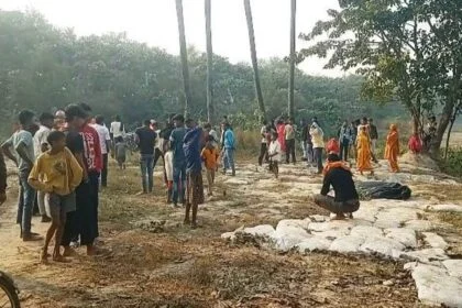 वीरपुर के गंडक नदी में बोरे में बंद मिली महिला की सड़ी-गली लाश, इलाके में सनसनी 2