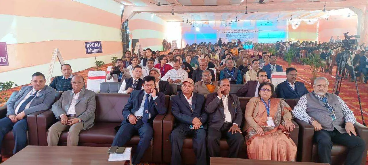 समस्तीपुर: पूसा विवि में पूर्व छात्रों और वर्तमान छात्रों का संगम, कुलपति बोले- 52वें से 14वें रैंक पर पहुंचा विश्वविद्यालय 5