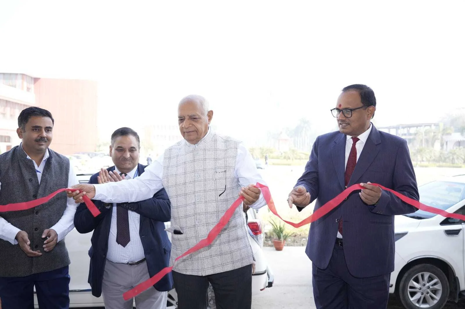 डॉ. राजेन्द्र प्रसाद केंद्रीय कृषि विश्वविद्यालय में ऐतिहासिक पुस्तक प्रदर्शनी का समापन; छात्रों-वैज्ञानिकों ने सराहा, कुलपति डॉ. पांडेय के प्रयास की सराहना 2