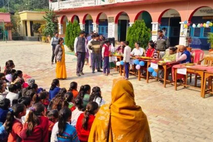 भगवानपुर प्रखंड के सीआरसी पालीडीह में संकुल स्तरीय विज्ञान प्रदर्शनी एवं क्विज प्रतियोगिता का आयोजन 2