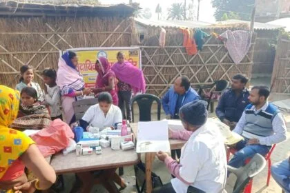 समस्तीपुर: सरायरंजन के मुसहर टोला में लगा स्वास्थ्य जांच शिविर, किशोरियों और महिलाओं का हुआ हिमोग्लोबिन चेकअप 77