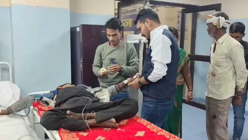 नालंदा: दो भाइयों के बीच पैसे के लेन देन के विवाद मे हुई गोलीबारी, पास मे खड़े तमाशबीन युवक के सीने मे लगी गोली, गंभीर हालत में युवक हायर सेंटर हुआ रेफर 13