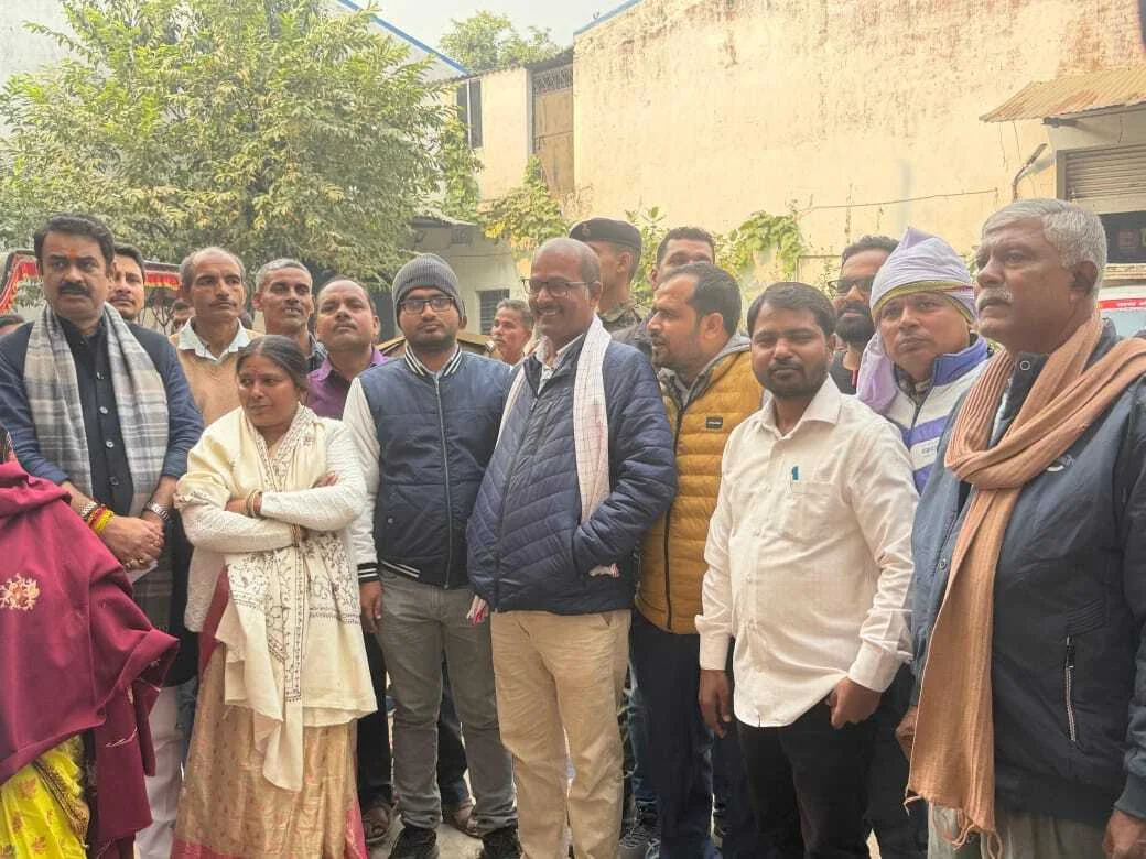 नप बीहट क्षेत्र में बेहतर विकास के साथ सुंदर व स्वच्छ बीहट का हो निर्माण - रजनीश कुमार 2