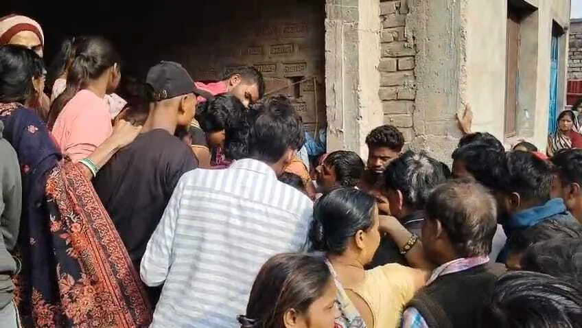 समस्तीपुर: सड़क दुर्घटना में जख्मी पूर्व वार्ड सदस्य की इलाज के दौरान हुई मौत,शव घर पहुंचते परिवार में मचा कोहराम 3