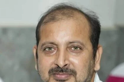 समस्तीपुर में भीषण ठंड! पूर्व विधायक शाहीन ने प्रमुख चौराहों पर अलाव और गरीबों में कंबल वितरण की मांग की 28