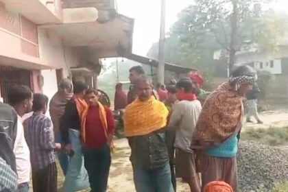 बेगूसराय में चोरों का आंतक, अज्ञात चोरों ने फौजी के घर से चालीस लाख रूपये का समान चोरी कर हुआ फरार 51