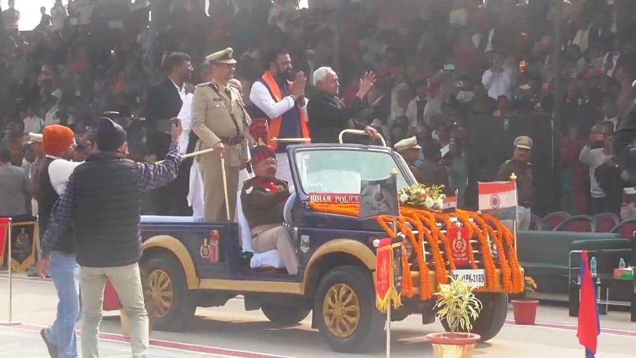 राजगीर पुलिस अकादमी: बिहार पुलिस को मिले 1218 नए 'जांबाज', सीएम नीतीश और डिप्टी सीएम ने ली परेड की सलामी 3