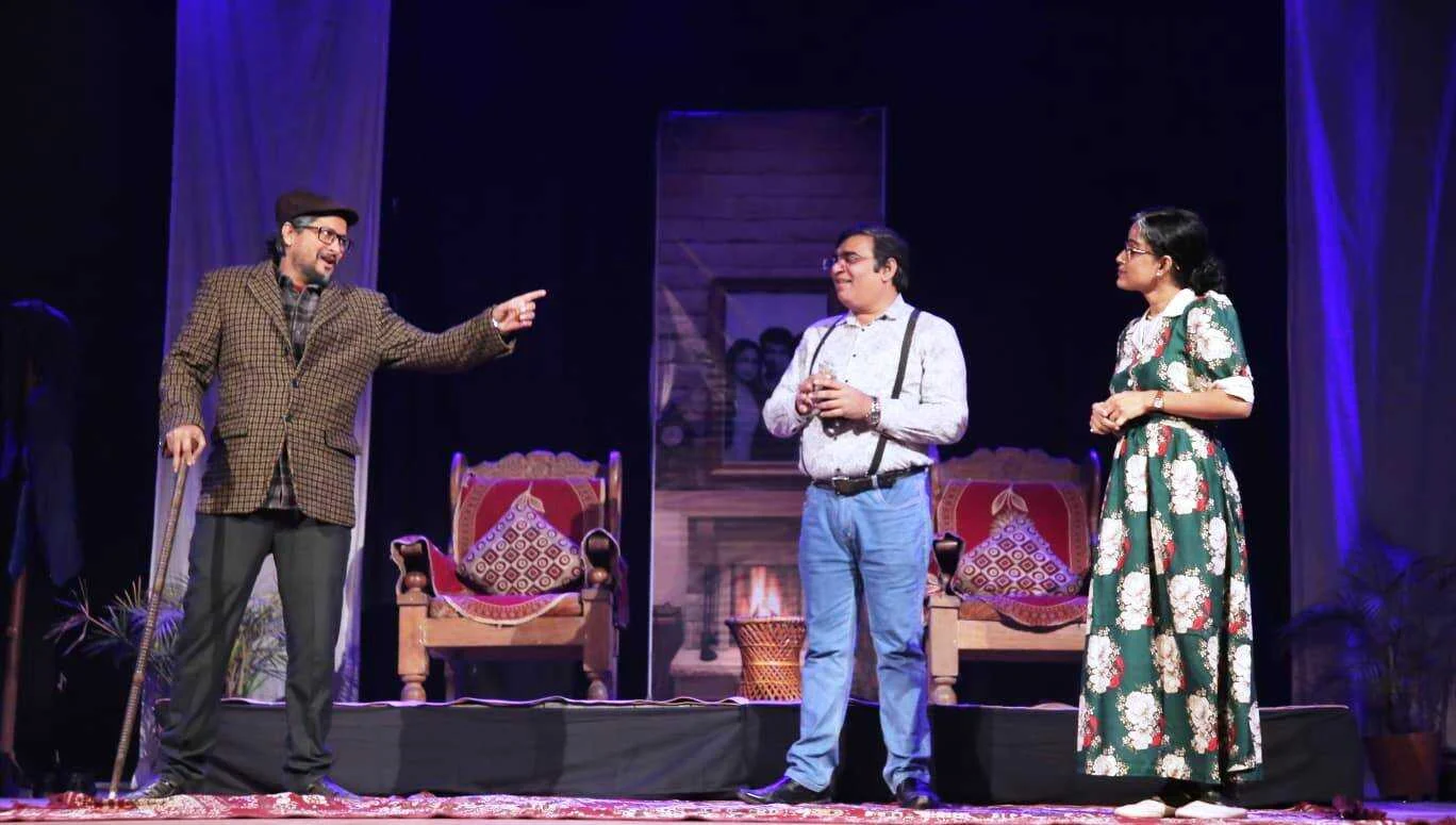 बेगूसराय: दिनकर कला भवन में 5 दिवसीय नाट्य महोत्सव का आगाज, 'द मंकीज पॉ' के मंचन से रोमांचित हुए दर्शक 6