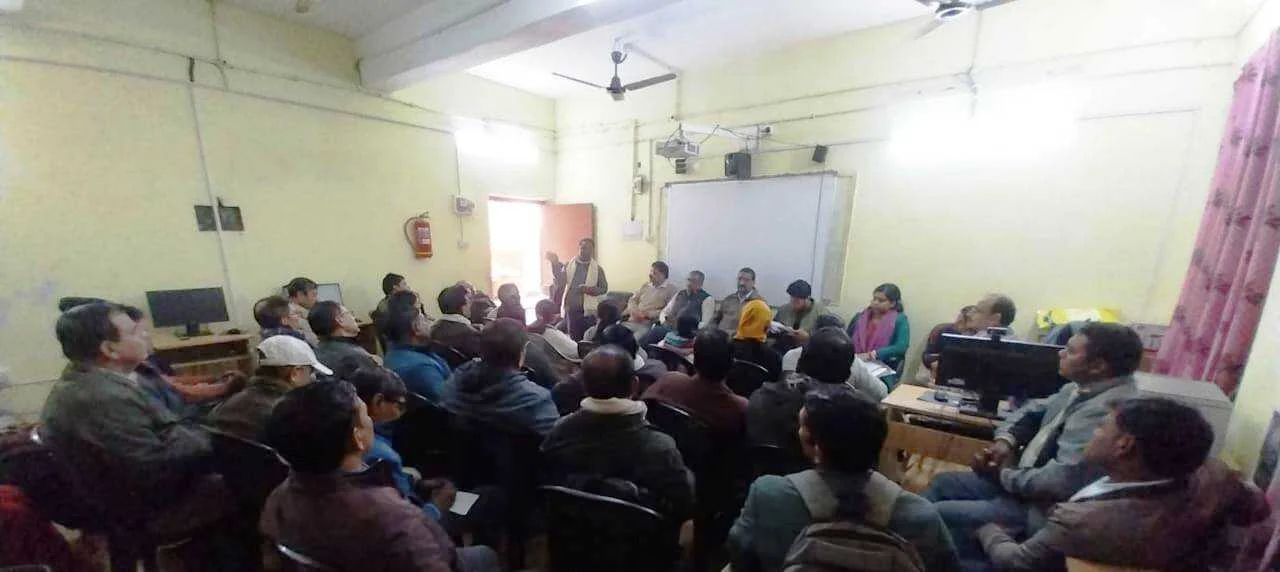 वीरपुर बीआरसी में एचएम की बैठक आयोजित,दिए गये आवश्यक निर्देश 2