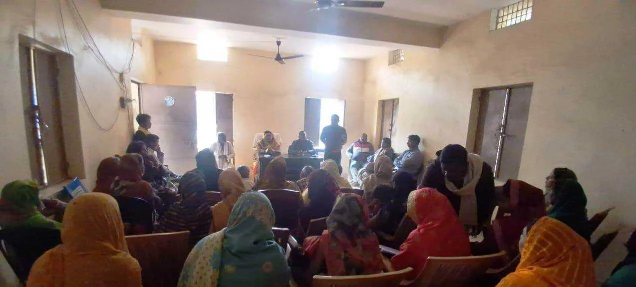 वीरपुर पुर्वी पंचायत में ग्रामसभा का हुआ आयोजन, विभिन्न योजनाओं पर की गयी चर्चा 2