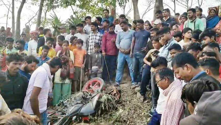 समस्तीपुर: पटोरी थाना के सीताहीया चौर में युवक का शव मिलने से सनसनी, पुलिस को हत्या की आशंका 1