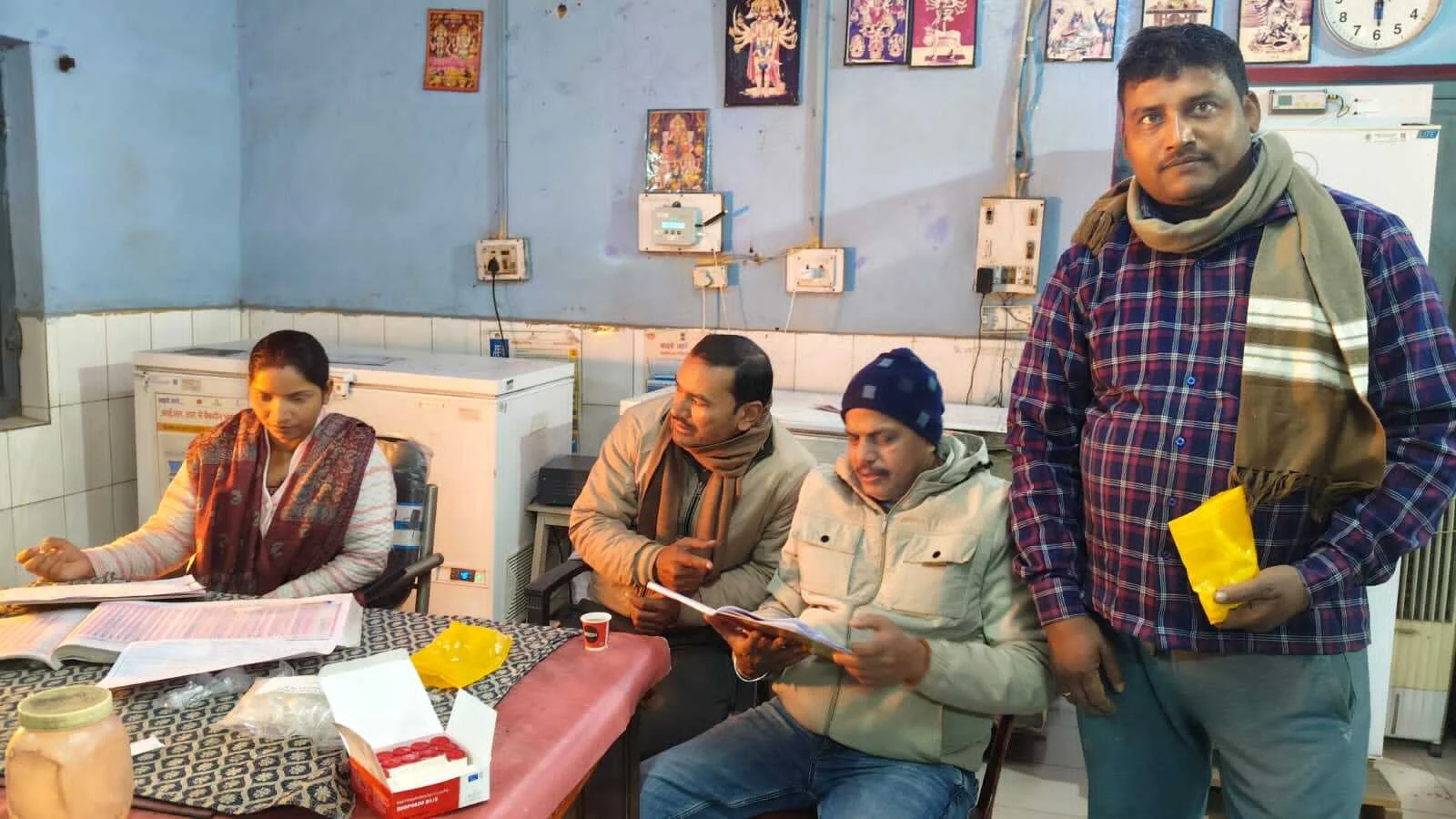 बरौनी में पल्स पोलियो अभियान का निरीक्षण, WHO की मेडिकल ऑफिसर ने जांची टीमों की मुस्तैदी 12