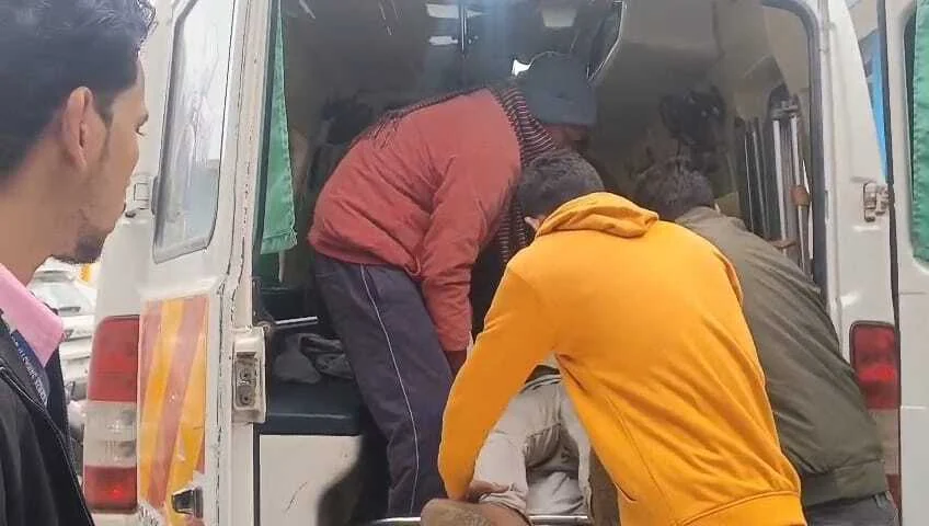 समस्तीपुर में बाइक सवार अपराधियों ने फाइनेंस कर्मी को मारी गोली, कलेक्शन के पैसे लेकर फरार 2