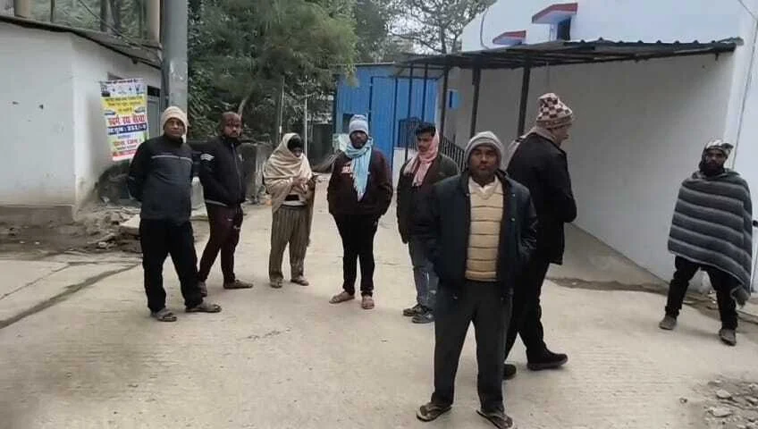 बेगूसराय में तेज रफ्तार का कहर: ट्रक ने 6 वर्षीय मासूम को कुचला, मौके पर ही दर्दनाक मौत. परिजनों में मचा कोहराम 2