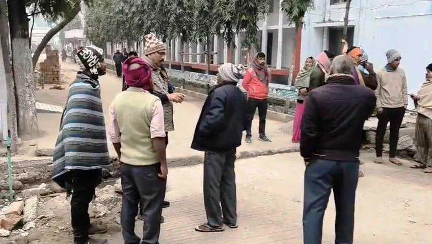 बेगूसराय में महज ब्लाउज चोरी होने से आहत महिला ने दी जान, मामूली बात पर आत्मघाती कदम से गांव में सनसनी 3