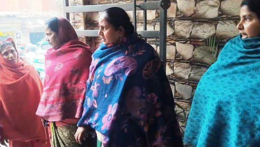 बेगूसराय में बैखौफ अपराधियों ने दिन दहाड़े युवक को गोली मारकर किया घायल, हथियार लहराते अपराधी फरार, लोगों में दहशत का माहौल 2