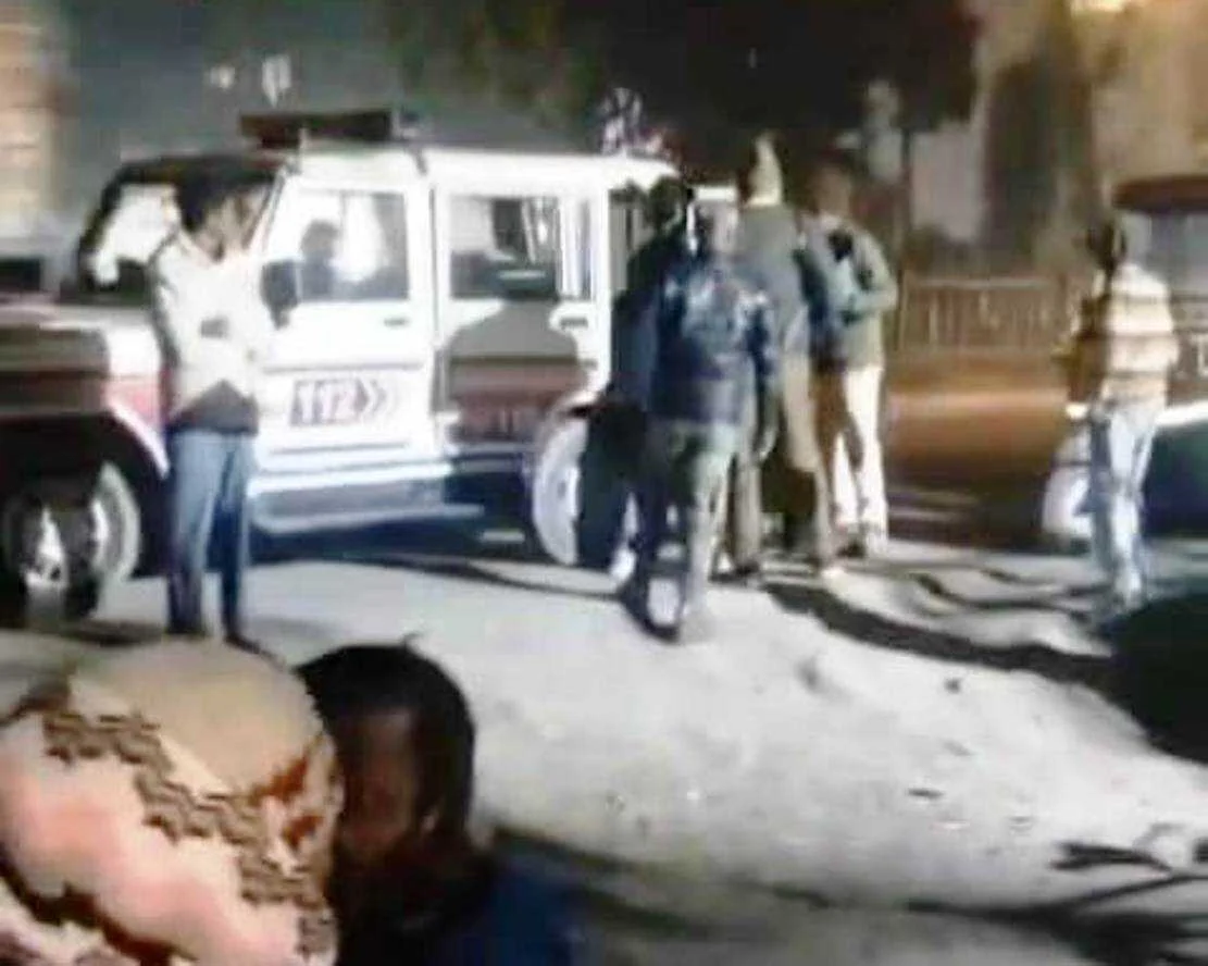 समस्तीपुर: मुसरीघरारी में नशे के लिए दो पक्षों में खूनी संघर्ष, पुलिस ने आरोपी को किया गिरफ्तार, वीडियो वायरल 12