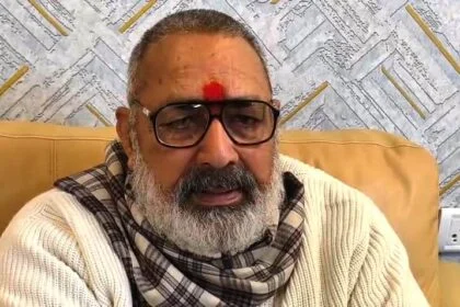 ममता बनर्जी के बंगाल में 'बांग्लादेश' जैसे हालात, मुस्लिम वोट बैंक के लिए हो रहा हिंदुओं पर जुल्म: गिरिराज सिंह 27