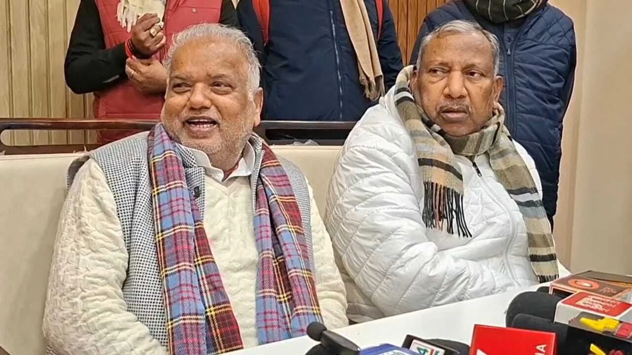 नालंदा: बांग्लादेश में हिंदुओं पर हमले को लेकर जदयू सांसद कौशलेंद्र कुमार ने जताई चिंता,कहा बांग्लादेश में हिंदुओं पर अत्याचार गंभीर 2