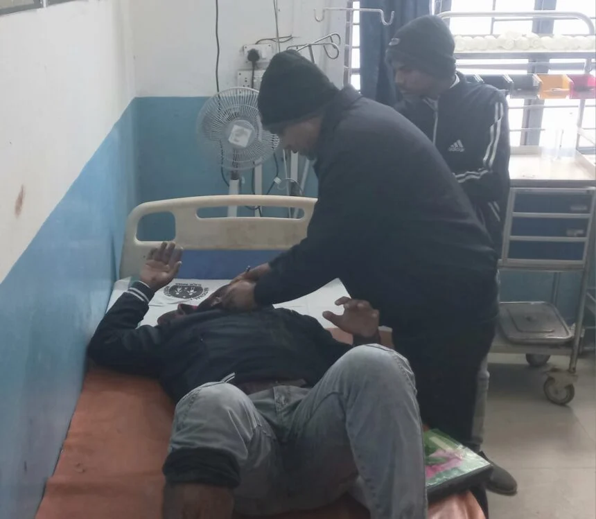 बछवाड़ा के अयोध्या टोल ठाकुरबाड़ी के पास दो बाइकों की सीधी भिड़ंत, तीन लोग घायल, एक की हालत गंभीर 1