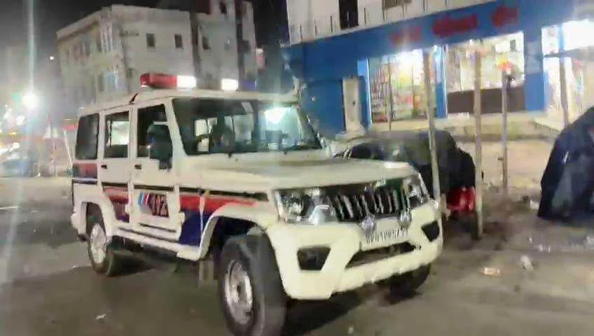 समस्तीपुर: डायल 112 पर गंभीर आरोप: घायल को अस्पताल नहीं पहुंचाने पर वीडियो बनाने से नाराज़ पुलिसकर्मी ने दे डाली धमकी 3