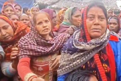 बेगूसराय में सनसनी: लापता किसान का बहियार में मिला शव, आक्रोशित परिजनों ने किया जोरदार हंगामा 25