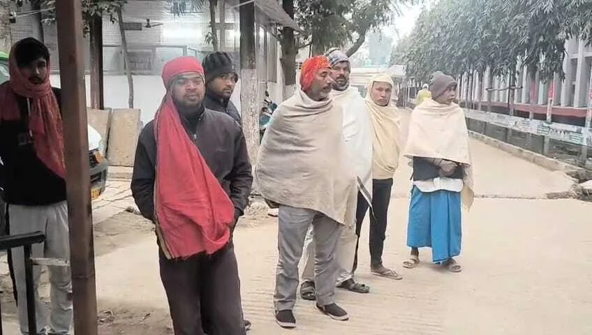 बेगूसराय में रफ्तार का कहर, तेज रफ्तार ट्रक ने बाइक सवार युवक को रौंदा, मौके पर ही दर्दनाक मौत 5