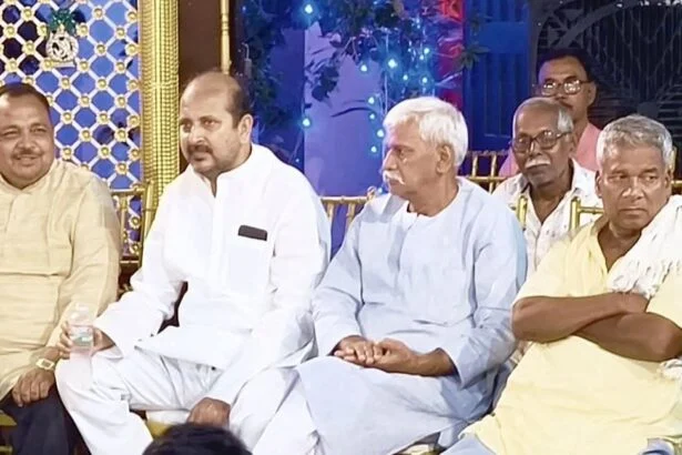 अख्तरुल इस्लाम शाहीन ने उठाई आवाज: समस्तीपुर से बरौनी शिफ्ट हुए रेल डाक सेवा कार्यालयों को वापस लाने की मांग 3