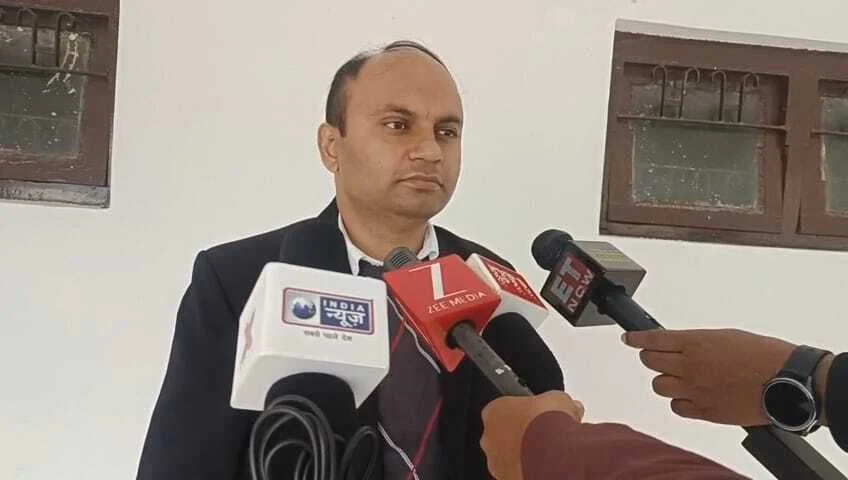 समस्तीपुर में भू-माफियाओं का खेल: रिटायर्ड आर्मी मैन को घोषित किया मृत, नशे की लत लगवाकर बेटों से लिखवा ली जमीन 4