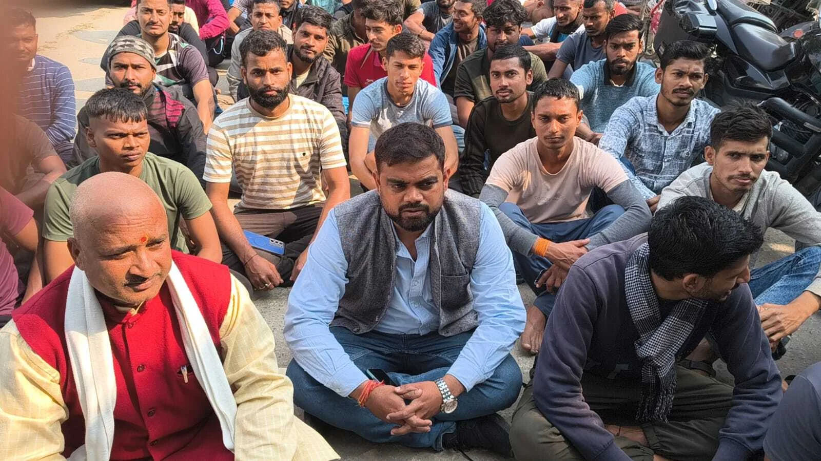 भवन मंजूर, पर मैदान छीनना नामंजूर: तेघड़ा के खिलाड़ियों और युवाओं ने सरकार के फैसले के खिलाफ खोला मोर्चा 3