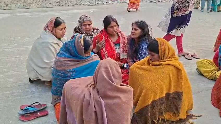 नालंदा में धान की रखवाली कर रहे युवक की निर्मम हत्या, बदमाशों ने गला घोंटकर मार डाला, एक हाथ भी तोड़ा, घटनास्थल से मृतक का मोबाइल गायब 3