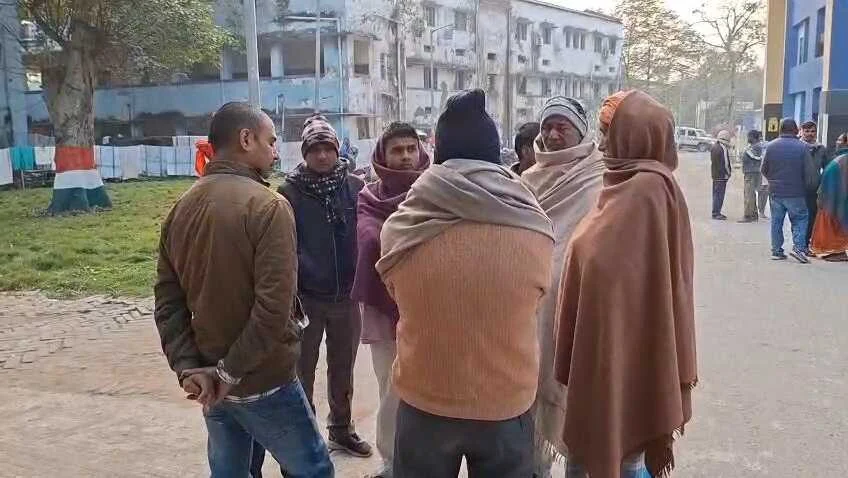 नालंदा में धान की रखवाली कर रहे युवक की निर्मम हत्या, बदमाशों ने गला घोंटकर मार डाला, एक हाथ भी तोड़ा, घटनास्थल से मृतक का मोबाइल गायब 2