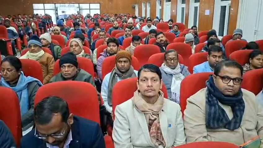 जिलाधिकारी कुंदन कुमार की अध्यक्षता में बिहार शरीफ टाउन हॉल में फार्मर रजिस्ट्री हेतू एक दीवसीय प्रशिक्षण सह समीक्षात्मक बैठक का किया गया आयोजन,कृषि पदाधिकारी भी रहे मौजूद 3