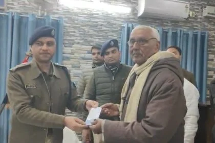 समस्तीपुर पुलिस का बड़ा धमाका: एक साथ बरामद किए 116 मोबाइल, मालिकों को मिलते ही खिले चेहरे 21