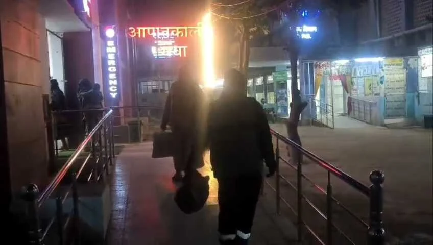 बेगूसराय में बेखौफ अपराधियों ने एक युवक का अपहरण कर तीन गोलियां मारीं, मरा हुआ समझ कर सड़क किनारे फेंका 2