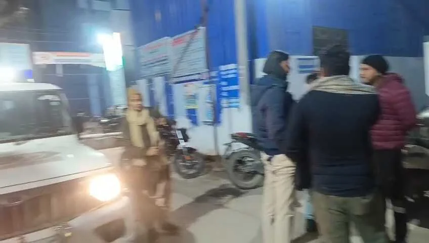 समस्तीपुर में भीषण सड़क हादसा: ट्रक और बाइक की टक्कर में 7वर्षीय मासूम की मौत,चाचा की हालत गंभीर,परिजनों में कोहराम 2