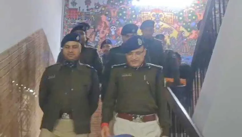 समस्तीपुर पहुंचे DIG मनोज कुमार तिवारी: अपराध की समीक्षा की, CM नीतीश के दौरे की तैयारियों को परखा 1