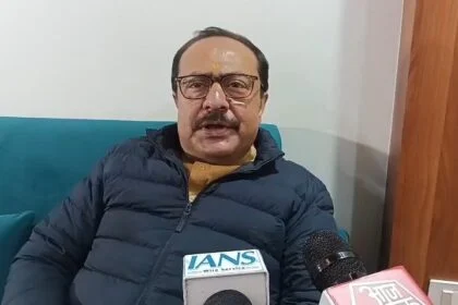 समस्तीपुर में बोले सांसद विवेक ठाकुर: 'कांग्रेस निराशा का प्रतीक, राहुल गांधी तो विदेश में ही बस जाएंगे' 22