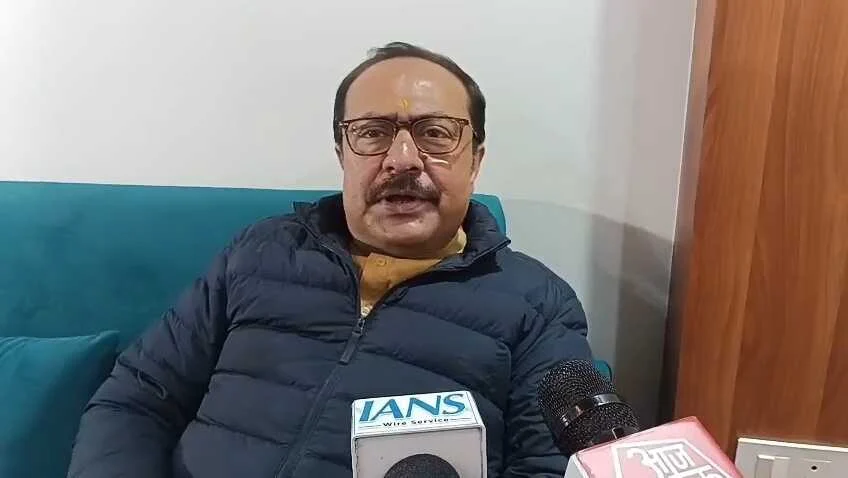 समस्तीपुर में बोले सांसद विवेक ठाकुर: 'कांग्रेस निराशा का प्रतीक, राहुल गांधी तो विदेश में ही बस जाएंगे' 1