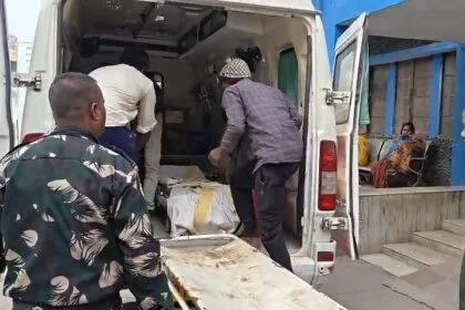 समस्तीपुर में रफ्तार का कहर, तीन वाहनों की भीषण टक्कर में आधा दर्जन घायल, 4 की हालत नाजुक 6