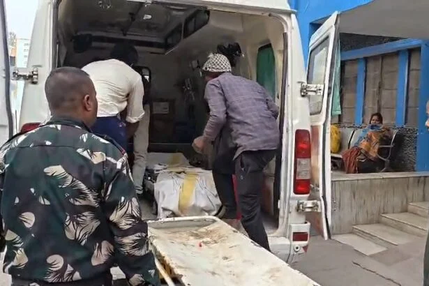 समस्तीपुर में रफ्तार का कहर, तीन वाहनों की भीषण टक्कर में आधा दर्जन घायल, 4 की हालत नाजुक 5