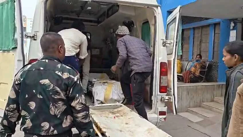 समस्तीपुर में रफ्तार का कहर, तीन वाहनों की भीषण टक्कर में आधा दर्जन घायल, 4 की हालत नाजुक 5