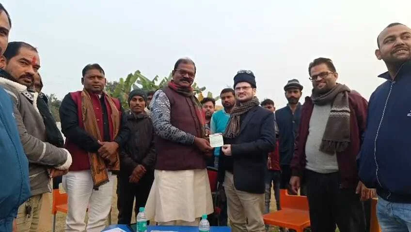 समस्तीपुर: DPS ताजपुर के निदेशक मसूद हसन शब्बू जदयू में शामिल, पूर्व विधायक विद्यासागर निषाद ने दिलाई सदस्यता 1