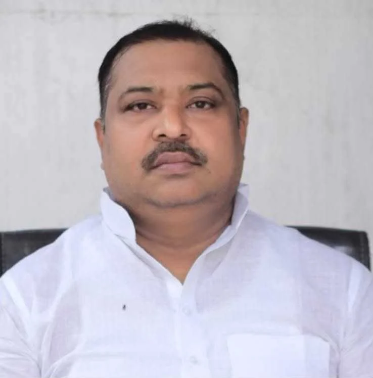 समस्तीपुर में आरओबी निर्माण का काम लंबे समय तक चलेगा, वैकल्पिक रास्ते को आम लोगों के लिए सुगम बनाया जाये: तारिक रहमान 11