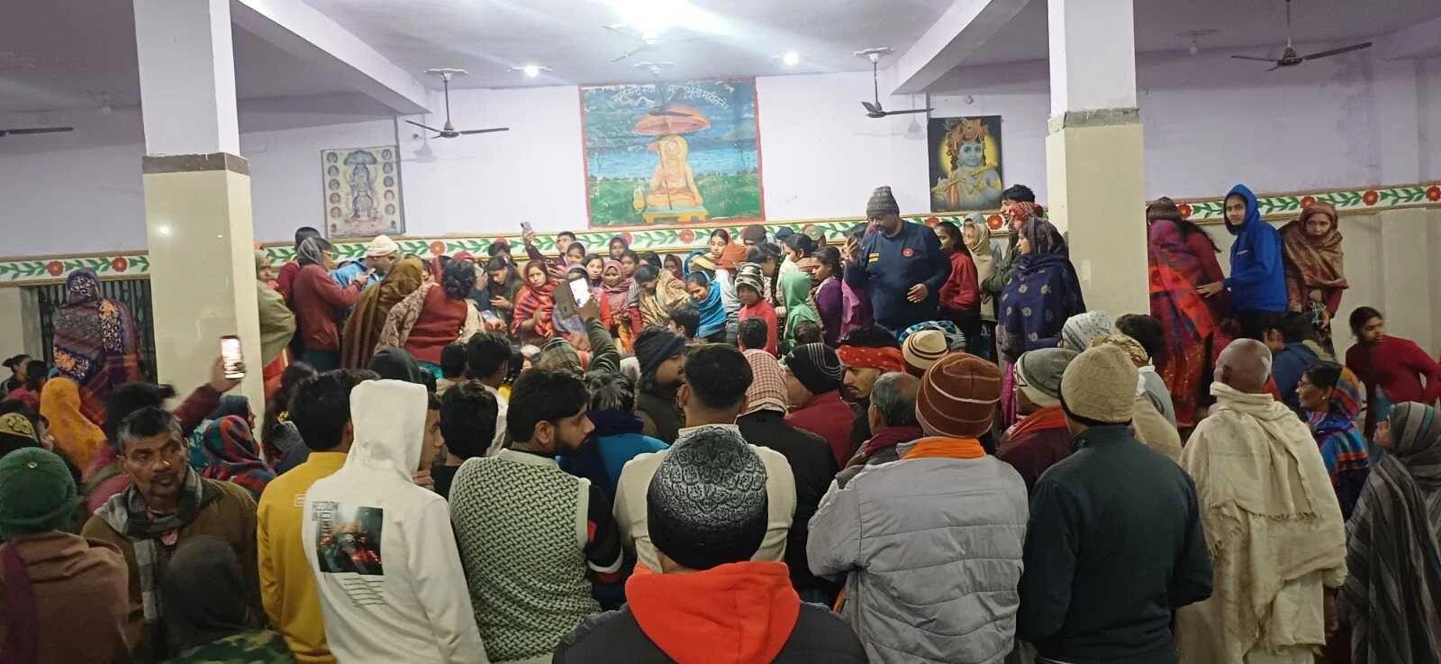 बछवाड़ा के गीता धाम फतेहा के महंथ श्री श्री 108 श्री राम सुमिरन दास जी महाराज का निधन 4