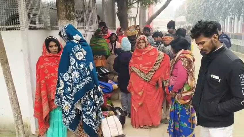 बेगूसराय में अलाव की चिंगारी ने ली महिला की जान, 10 दिनों के इलाज के बाद दम तोड़ा 13